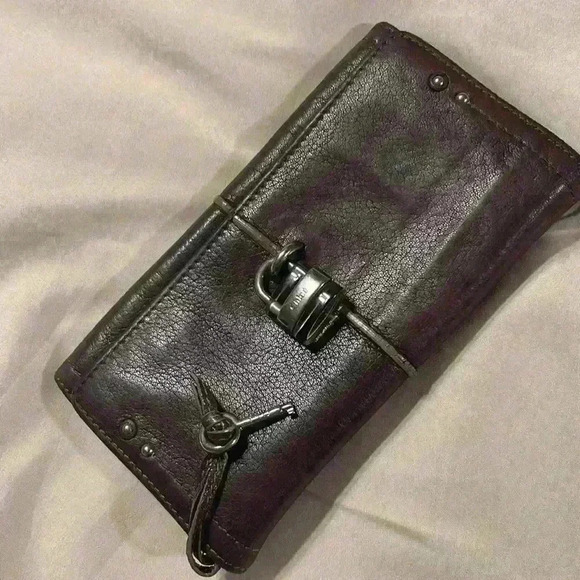 Chloe Wallet /w authenticity card and box - Picture 10 of 14